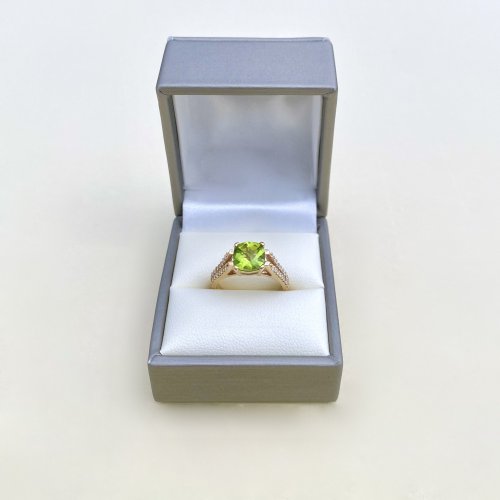 9ct. Solid Gold Peridot and Diamond Ring.