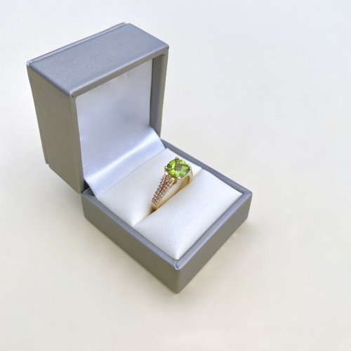 9ct. Solid Gold Peridot and Diamond Ring.