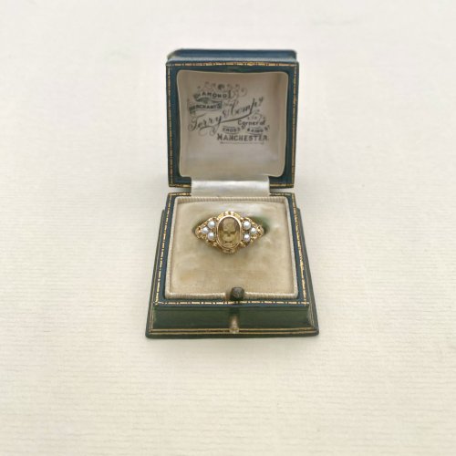 9ct. Gold Citrine and Cultured Pearl Ring.