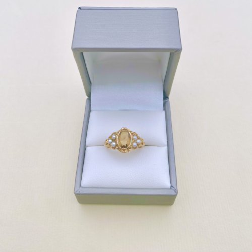 Vintage 9ct. Gold Citrine and Cultured Pearl Ring.