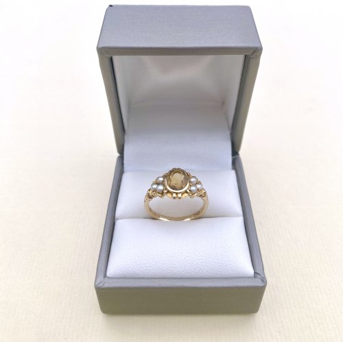 9ct. Gold Citrine and Cultured Pearl Ring.