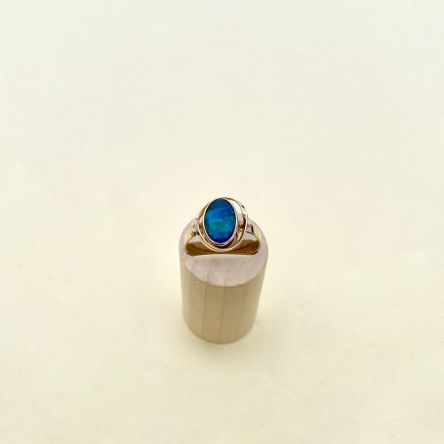 9ct. Solid Gold Opal Doublet Ring.