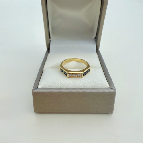 18ct. Gold Diamond and Sapphire Ring.