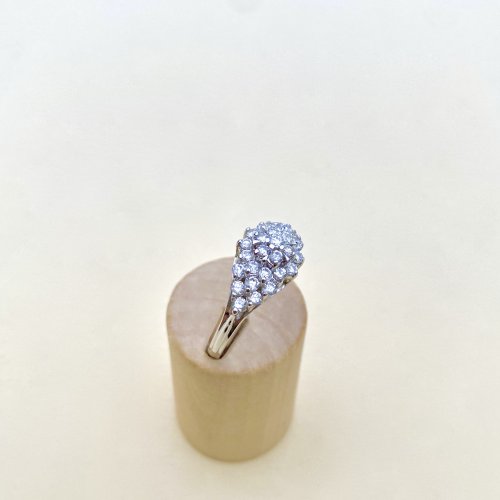 14ct. White Gold Diamond Ring. MASSIVE PRICE DROP - May 26.