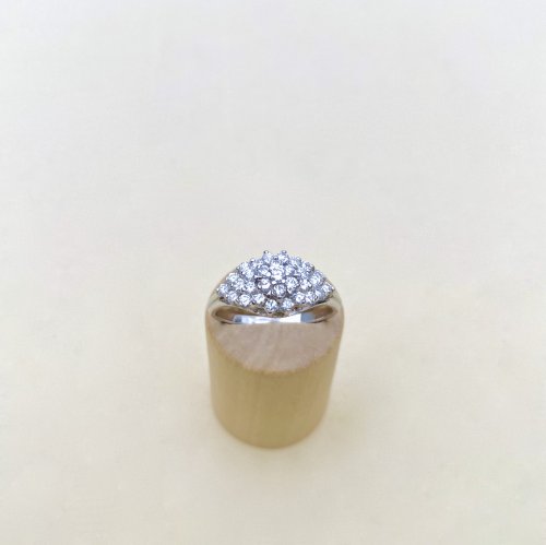 14ct. White Gold Diamond Ring. MASSIVE PRICE DROP - May 26.