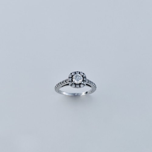 18ct. White Gold Diamond Set Halo Ring.