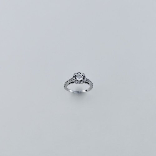 18ct. White Gold Diamond Set Halo Ring.