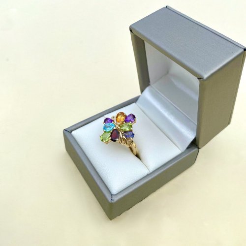 9ct. Gold Ring With 8 Multi-Coloured Gemstones.