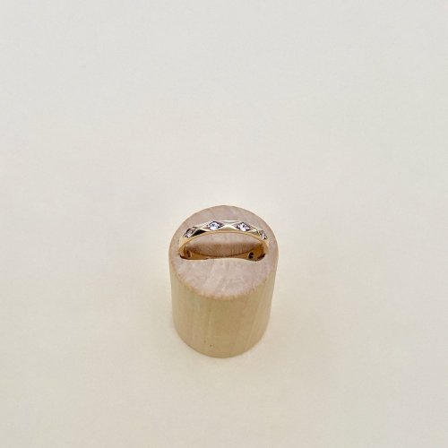 9ct. Solid Gold Ring / Band.