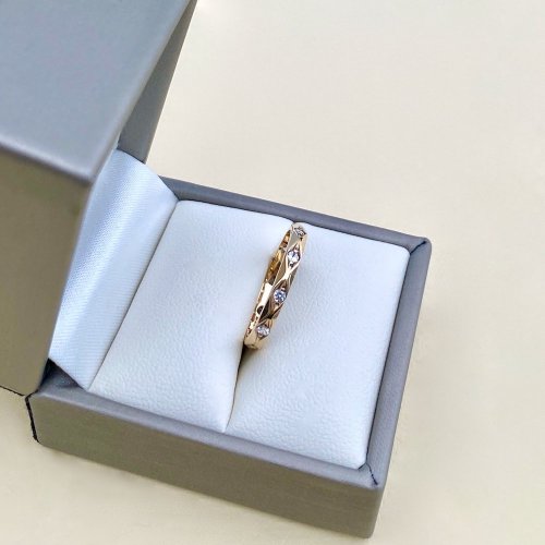 9ct. Solid Gold Ring / Band.