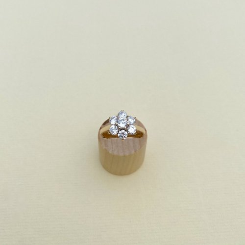 Hallmarked 9ct. Gold CZ Floral Ring.