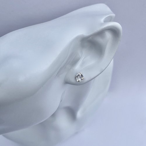 9ct. Gold CZ Stud Earrings.