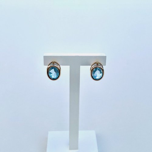 9ct. Solid Gold Topaz Stud Earrings.