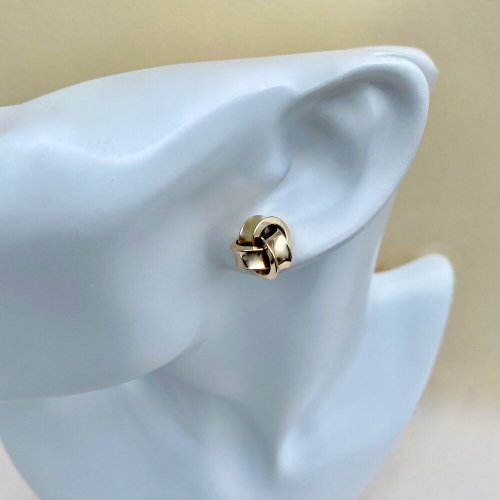 9ct. Solid Gold Knot Design Earrings.