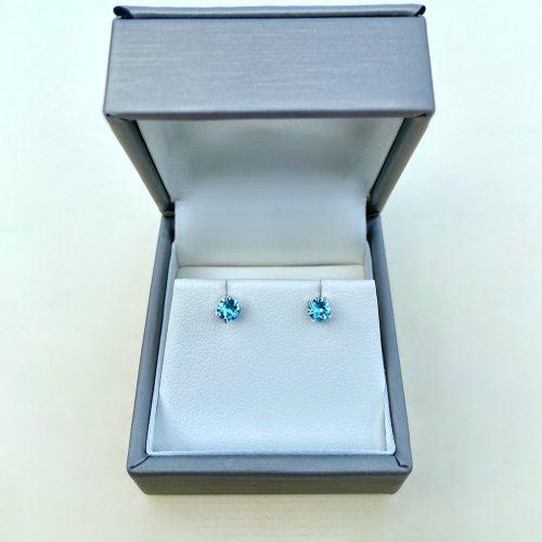 Silver Aqua Blue Tiny Stud Earrings.