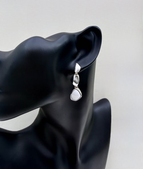 Sterling Silver Drop Earrings / white stone to base.