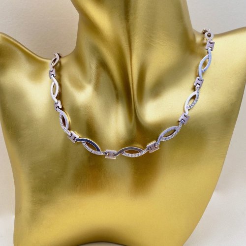 Silver Necklace / Oval Links.