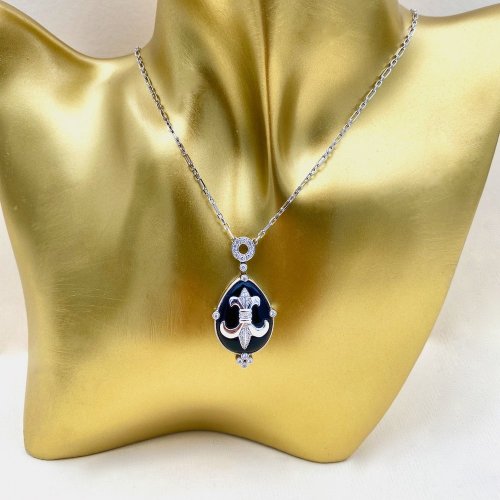 18ct. Gold Fleur de Lis Diamond &amp; Onyx Pendant.