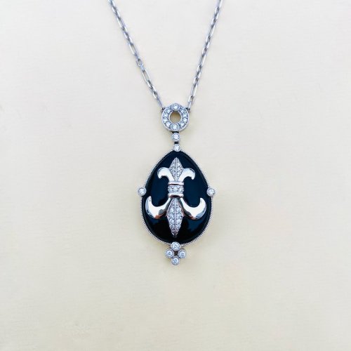 18ct. Gold Fleur de Lis Diamond &amp; Onyx Pendant.