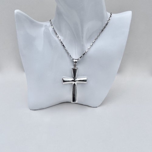 Vintage sterling silver large cross pendant.