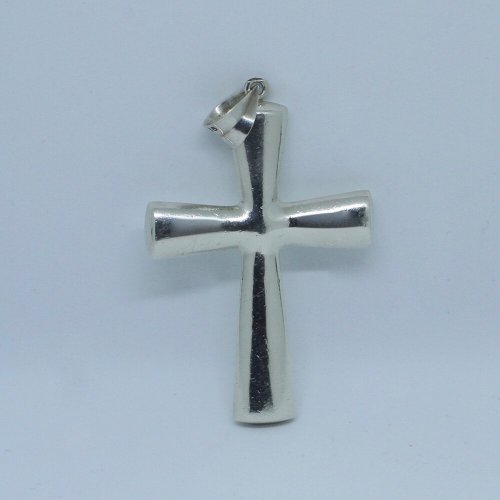 Vintage sterling silver large cross pendant.