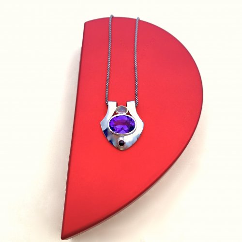 Silver Pendant with Amethyst, Moonstone &amp; Garnet.
