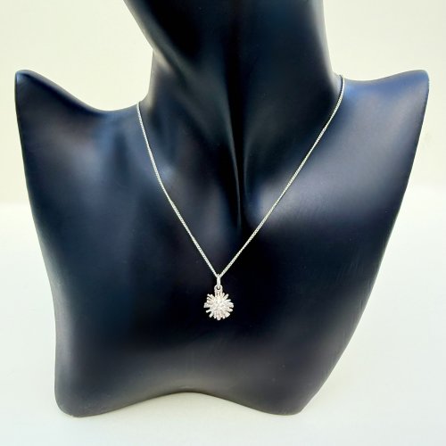 Child&#039;s / Teen&#039;s Silver Hedgehog Pendant.