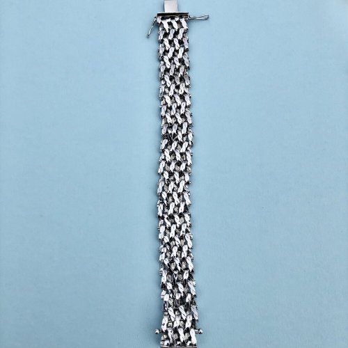 Silver Italian Milanese Gate Bracelet.