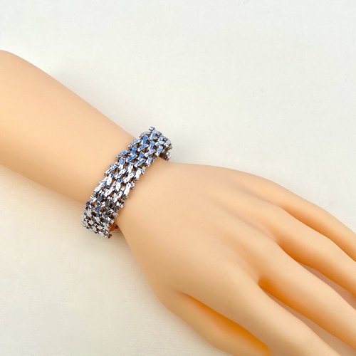 Silver Italian Milanese Gate Bracelet.