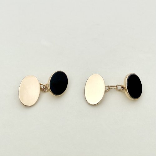 9ct. gold &amp; onyx cufflinks.