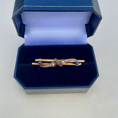 Victorian 15ct. Gold Brooch circa 1890. SOLD.