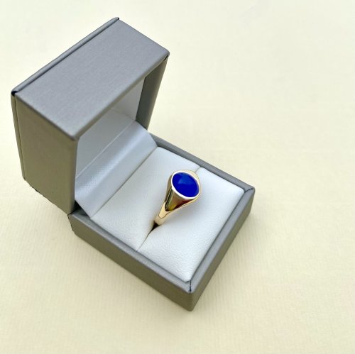 9ct. Gold Lapis Lazuli Ring.