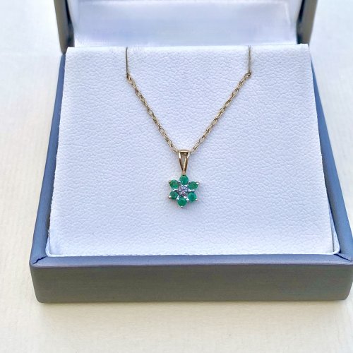 9ct. Gold Emerald &amp; Diamond Pendant.