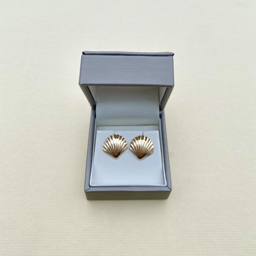 9ct. Gold Shell Earrings.