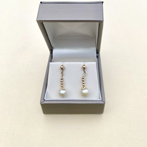 9ct. Gold Cultured Pearl Drop Earrings.