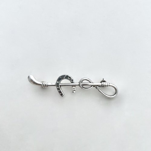 Silver Crop &amp; Horseshoe Brooch.