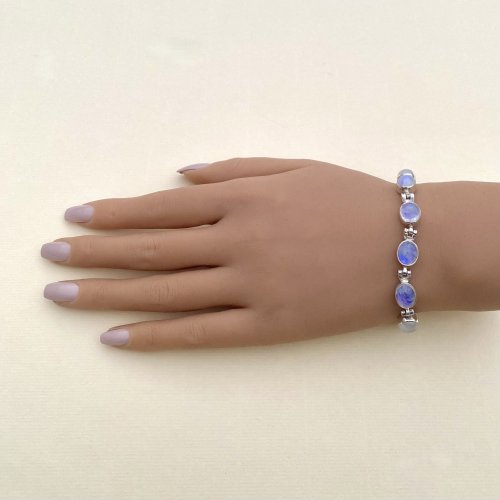 Silver Oval Moonstone Bracelet.