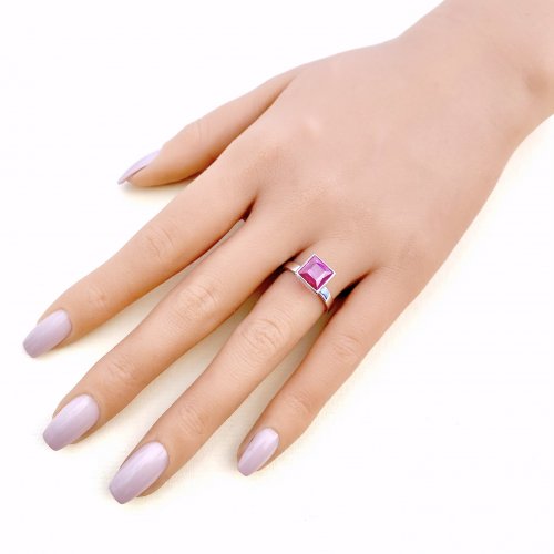 18ct. White Gold Designer Square Set Pink Ring.
