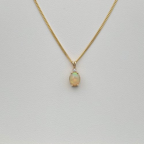 9ct. Gold Opal &amp; Diamond Pendant. NEW STOCK.