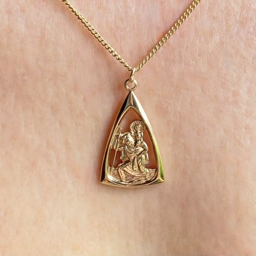 9ct. Gold St. Christopher Triangular Pendant on Chain.  NEW STOCK.