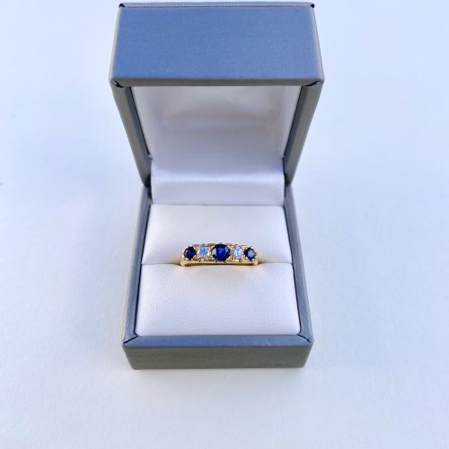 18ct. Gold Sapphire &amp; Diamond Ring. NEW STOCK.