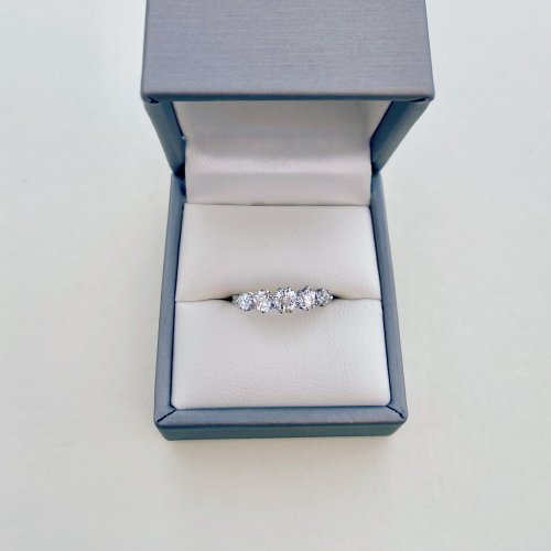 Edwardian 18ct. White Gold 5-Stone Diamond Ring. NEW STOCK.