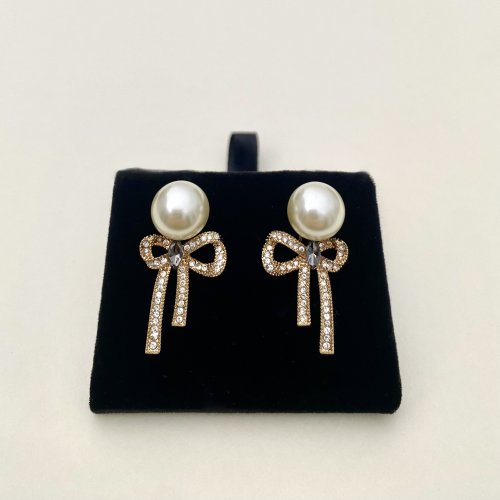 Costume Style Earrings with Pearl &amp; Bow. NEW STOCK.