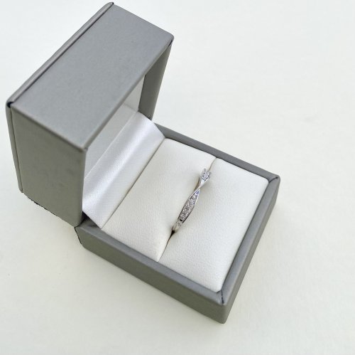 9ct. White Gold Diamond ½ Eternity Style Twist Ring. NEW STOCK.