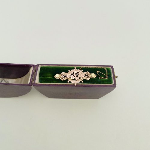 9ct. Gold Edwardian Irish Brooch. NEW IN STOCK.