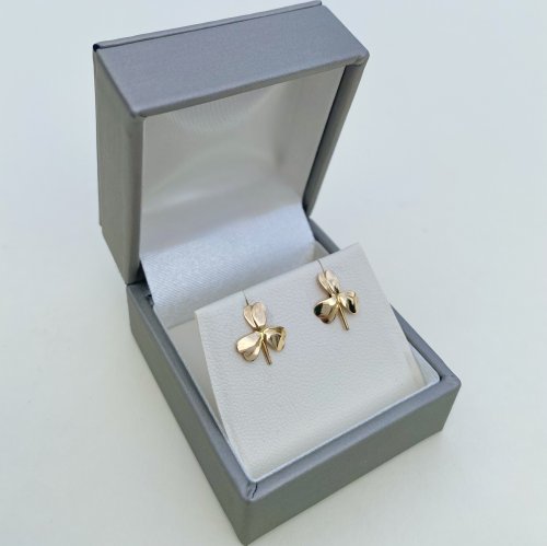 9ct. Gold Shamrock Stud Earrings. NEW IN STOCK.