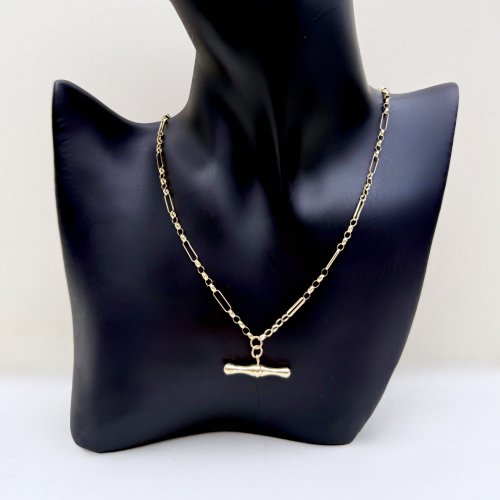 Hallmarked 9ct. Gold Chain with T-Bar.  NEW STOCK. SOLD.
