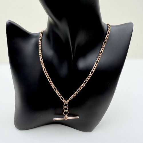 9ct. Gold T-Bar Figaro Chain. NEW STOCK.