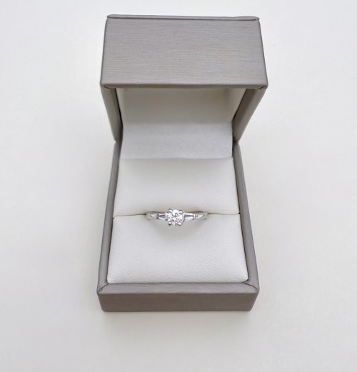18ct. White Gold Diamond Ring set with Round & Baguette Diamonds. NEW STOCK. 