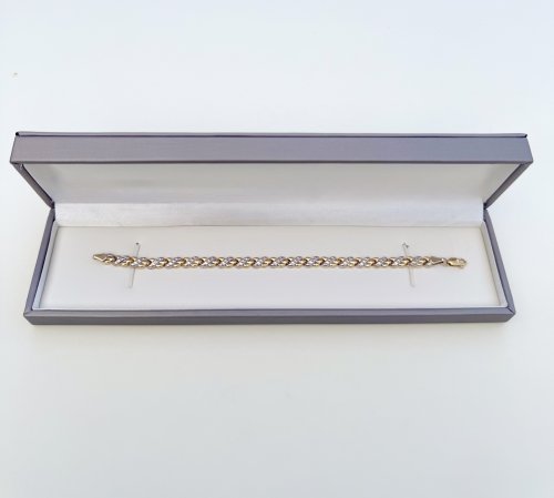 Hallmarked 9ct. Yellow & White Gold 'X' Design Bracelet.  NEW STOCK.